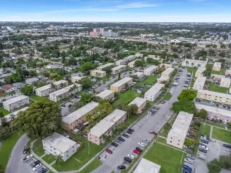 306 NW 84th Terrace Miami FL 33150