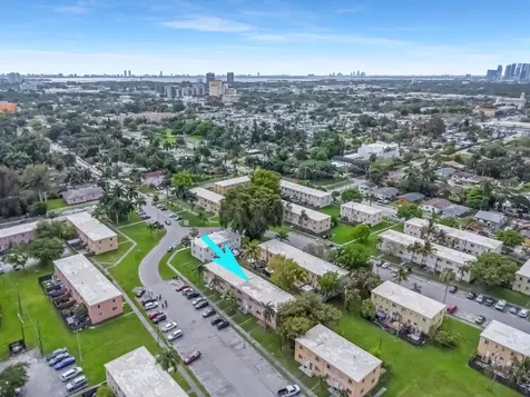 306 NW 84th Terrace Miami FL 33150