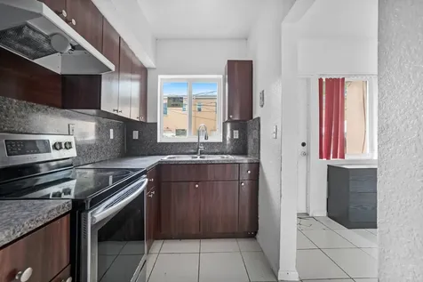 306 NW 84th Terrace Miami FL 33150