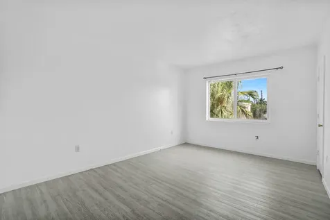 306 NW 84th Terrace Miami FL 33150