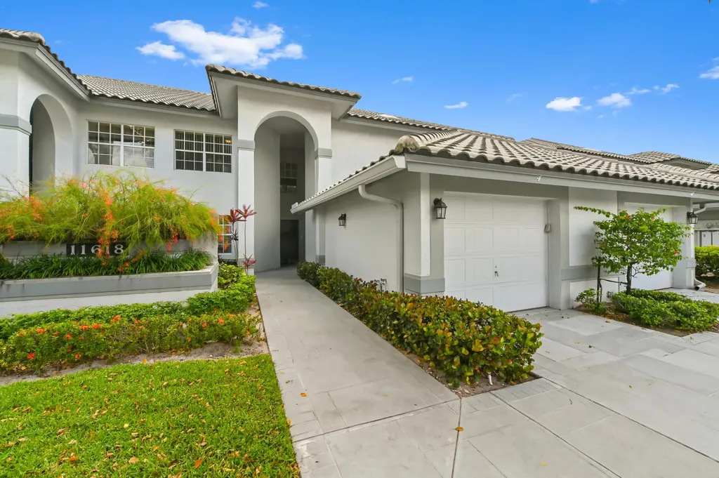 11618 Briarwood Circle Boynton Beach FL 33437