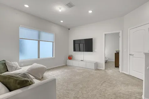 4740 Chantilly Lake Worth FL 33467