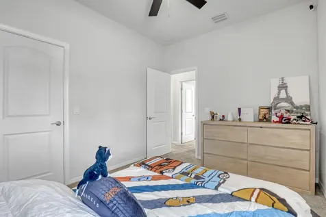 4740 Chantilly Lake Worth FL 33467