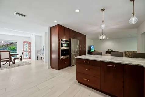301 Jacaranda Drive Plantation FL 33324