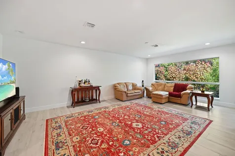 301 Jacaranda Drive Plantation FL 33324