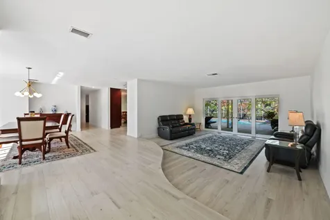 301 Jacaranda Drive Plantation FL 33324