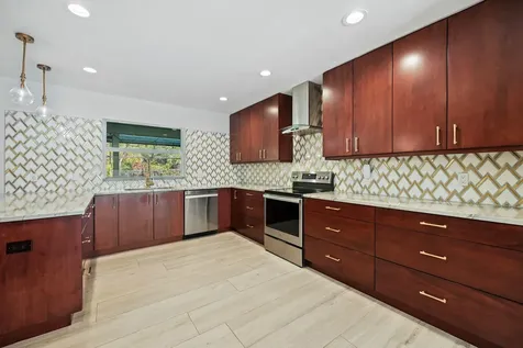301 Jacaranda Drive Plantation FL 33324