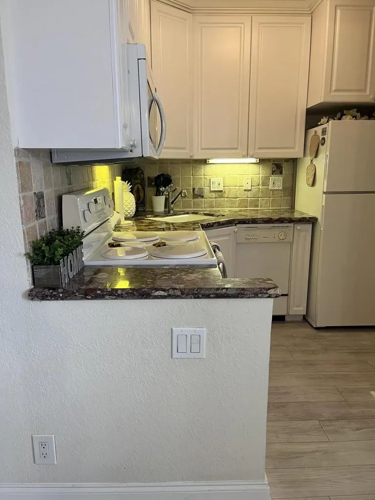 629 SE 19th Avenue Deerfield Beach FL 33441