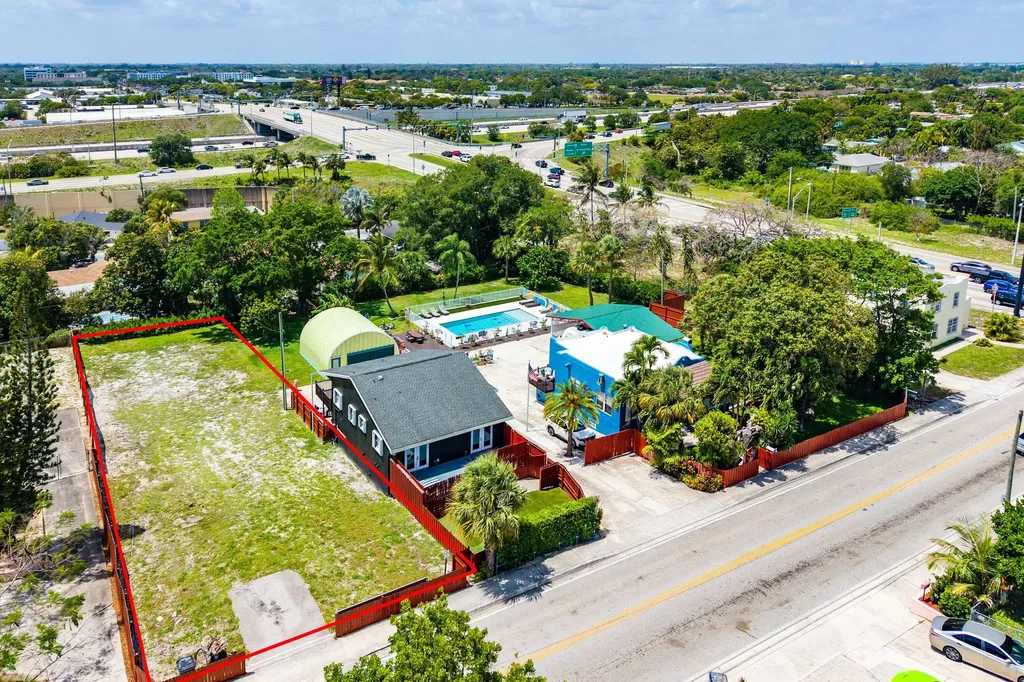 905 N A Street Lake Worth Beach FL 33460