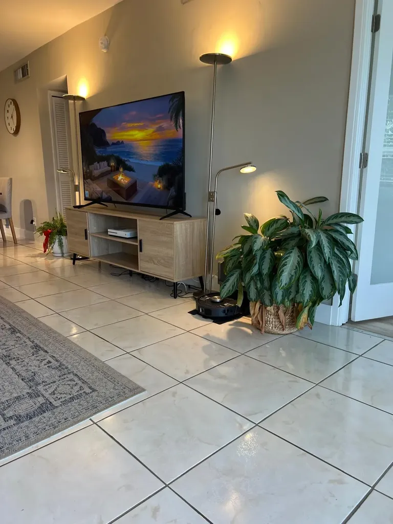 2751 N Palm Aire Drive Pompano Beach FL 33069