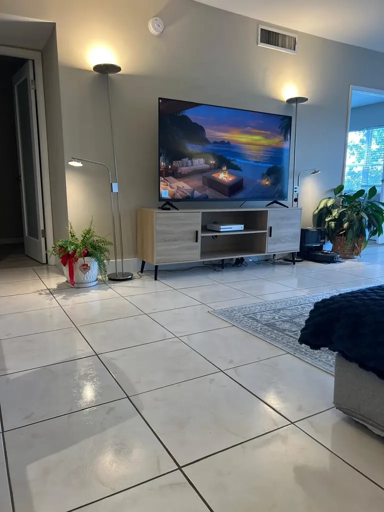 2751 N Palm Aire Drive Pompano Beach FL 33069