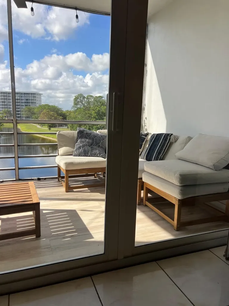 2751 N Palm Aire Drive Pompano Beach FL 33069