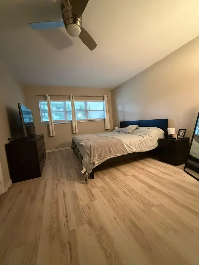2751 N Palm Aire Drive Pompano Beach FL 33069