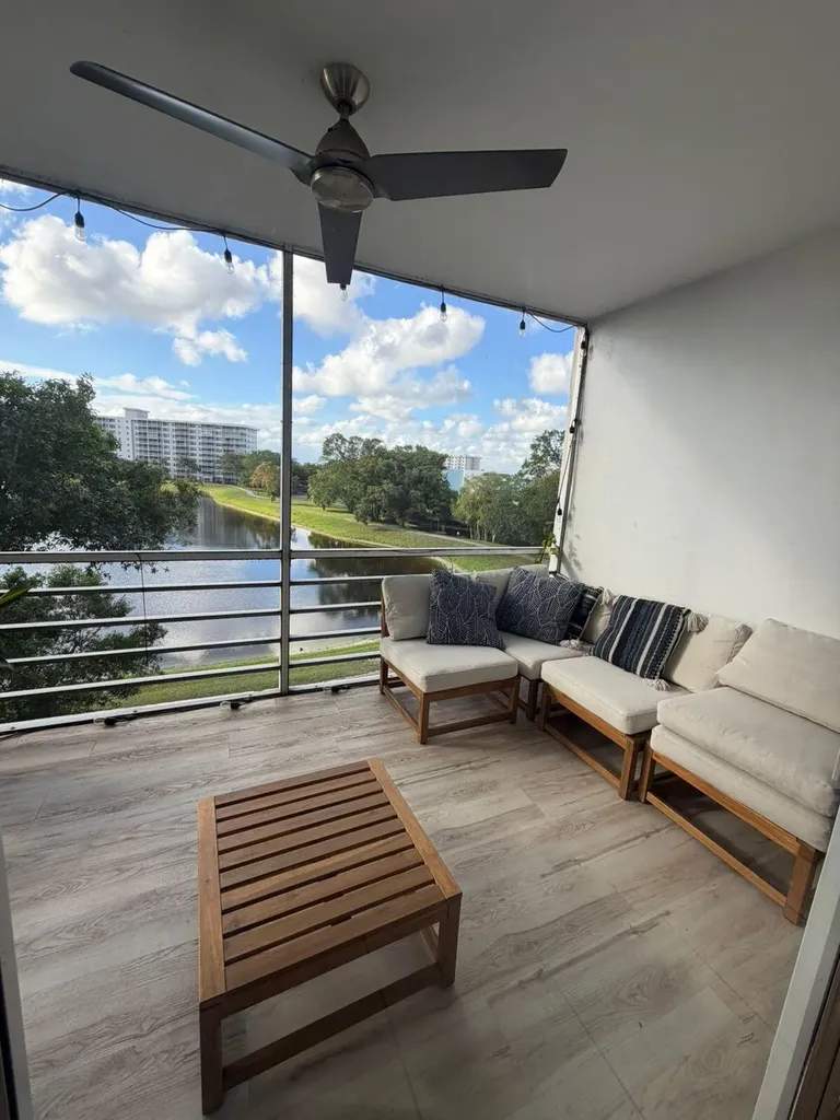 2751 N Palm Aire Drive Pompano Beach FL 33069