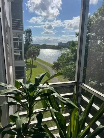 2751 N Palm Aire Drive Pompano Beach FL 33069