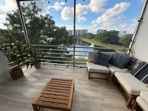 2751 N Palm Aire Drive Pompano Beach FL 33069