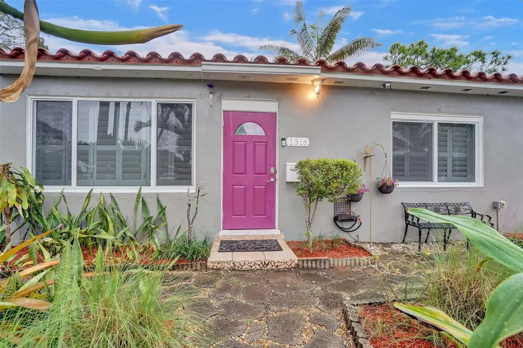 1316 NE 2nd Avenue Fort Lauderdale FL 33304