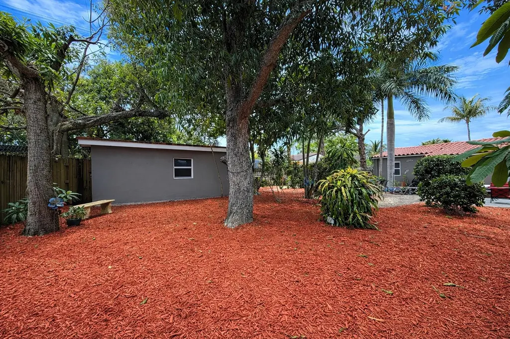1316 NE 2nd Avenue Fort Lauderdale FL 33304