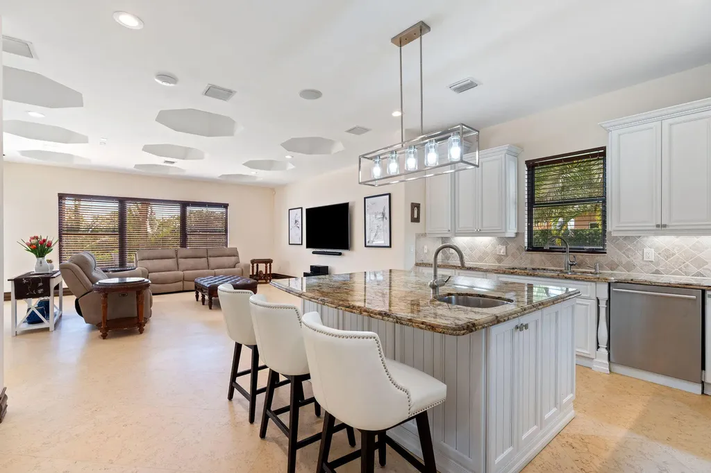 4052 E Ridgeview Drive Davie FL 33330