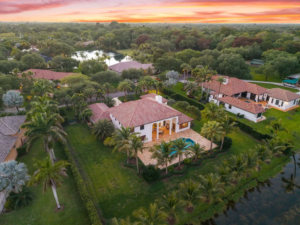 4052 E Ridgeview Drive Davie FL 33330