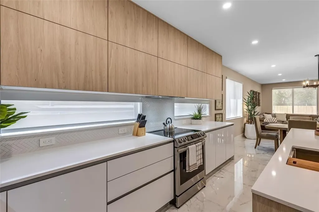 811 SW 10th Terrace Fort Lauderdale FL 33315