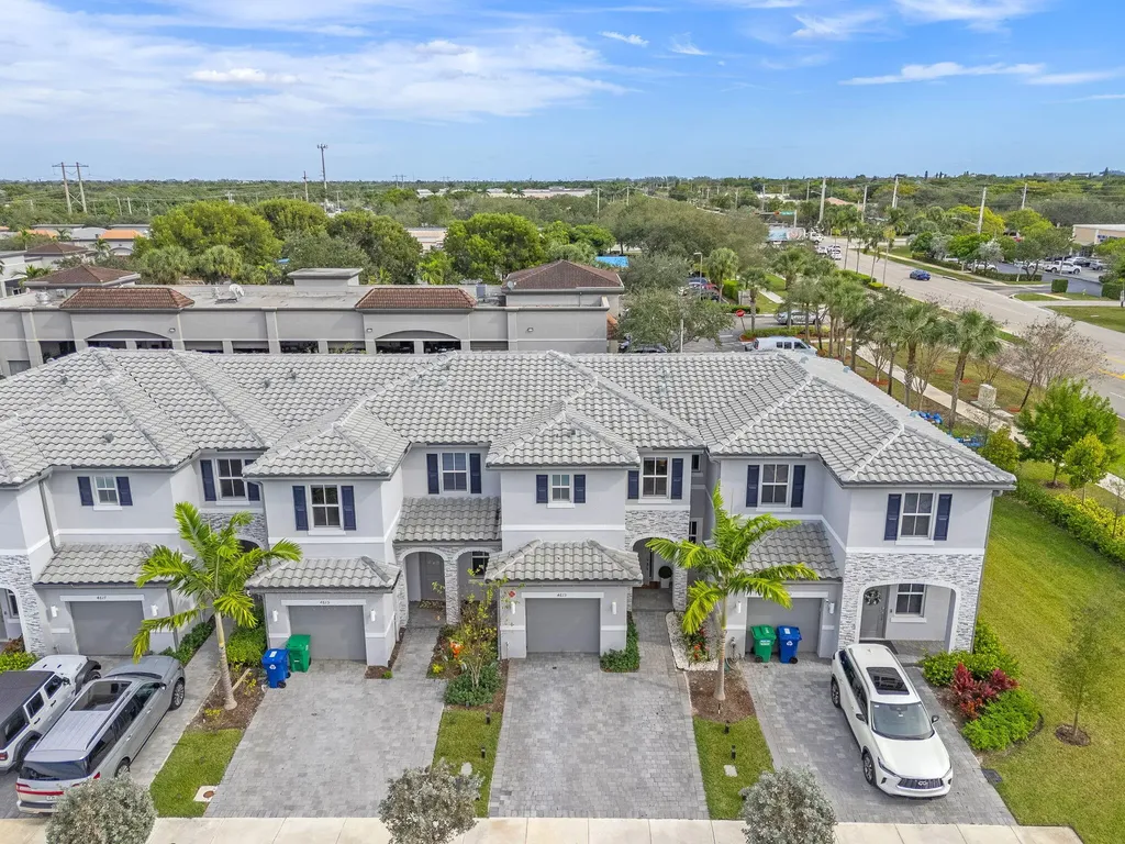 4613 NW 118th Avenue Coral Springs FL 33076