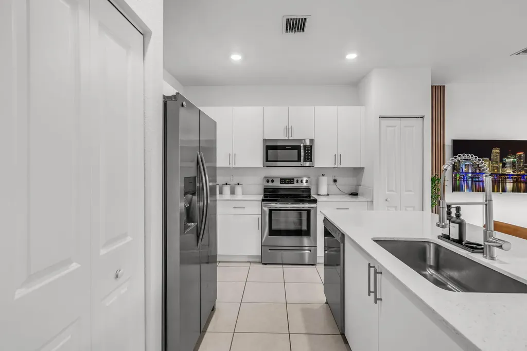 4613 NW 118th Avenue Coral Springs FL 33076