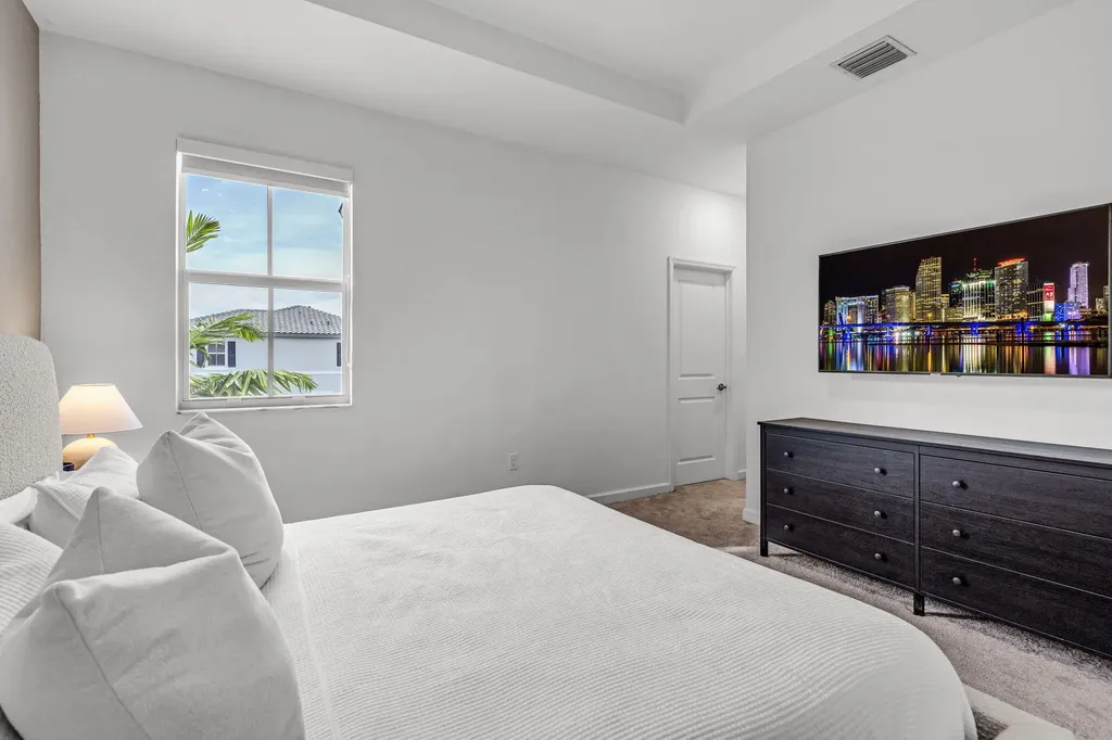 4613 NW 118th Avenue Coral Springs FL 33076