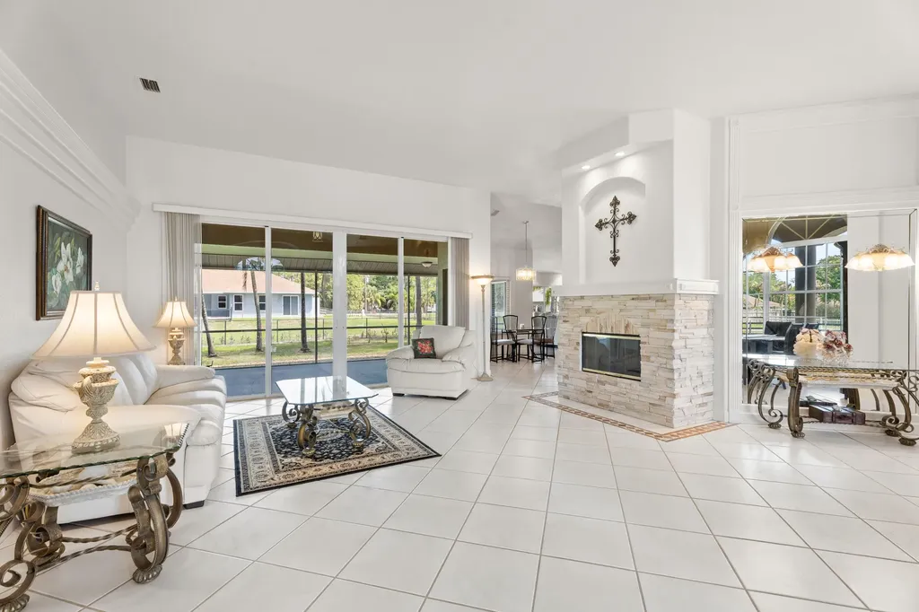 14815 96th Lane N West Palm Beach FL 33412