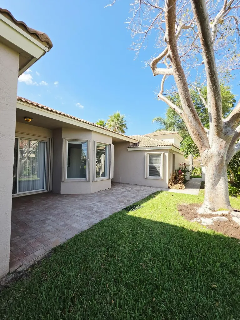 2400 Kemps Bay West Palm Beach FL 33411