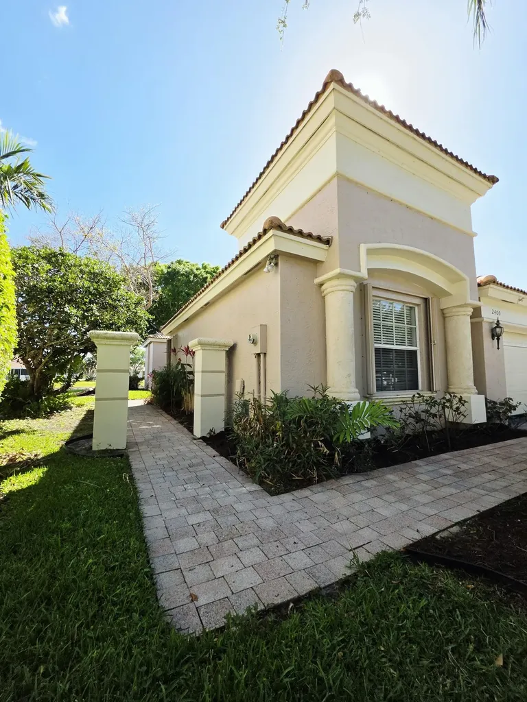 2400 Kemps Bay West Palm Beach FL 33411
