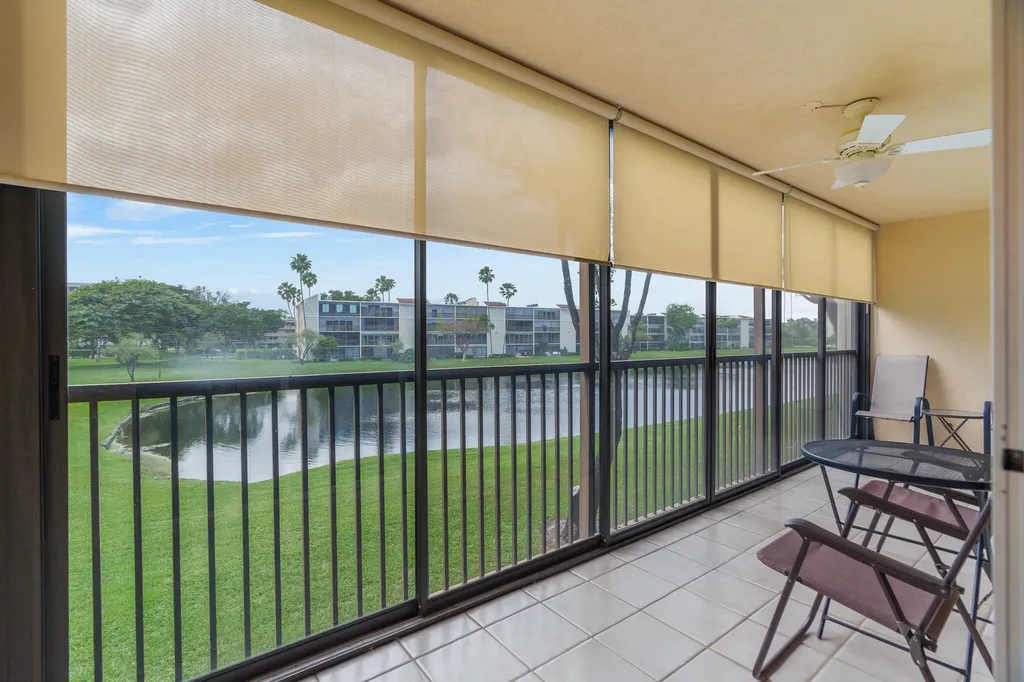 6515 Kensington Lane Delray Beach FL 33446