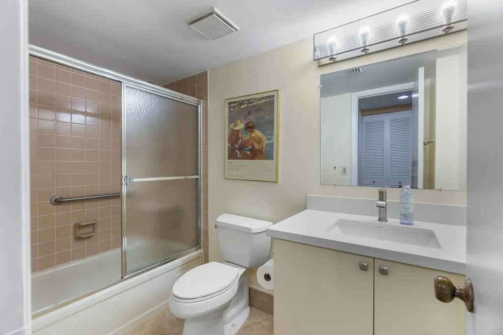 6515 Kensington Lane Delray Beach FL 33446
