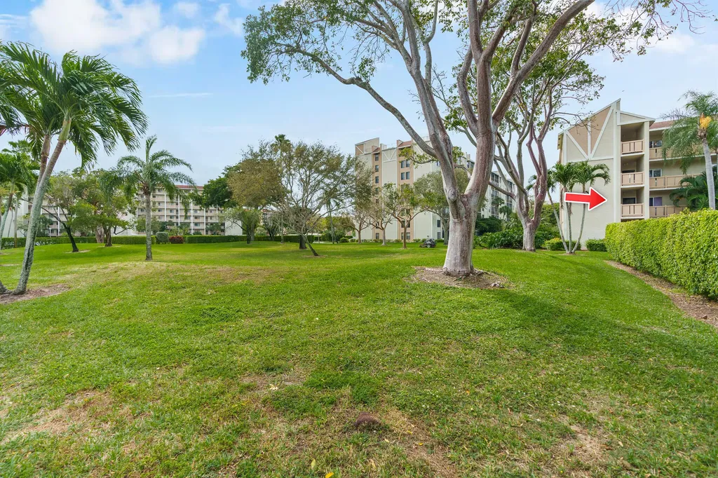 6515 Kensington Lane Delray Beach FL 33446