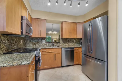 6515 Kensington Lane Delray Beach FL 33446
