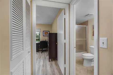 6515 Kensington Lane Delray Beach FL 33446