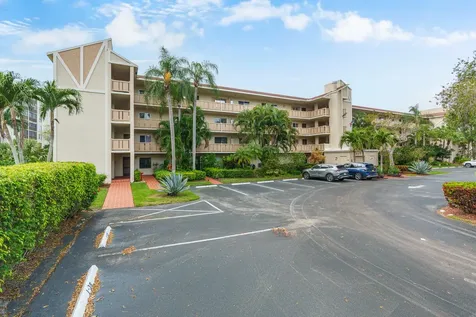 6515 Kensington Lane Delray Beach FL 33446