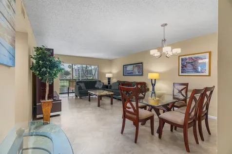 6515 Kensington Lane Delray Beach FL 33446
