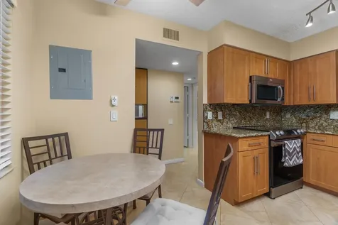 6515 Kensington Lane Delray Beach FL 33446