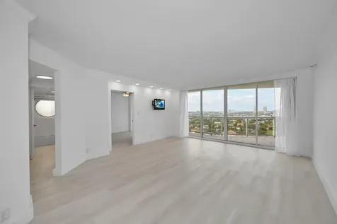 3640 Yacht Club Drive Aventura FL 33180