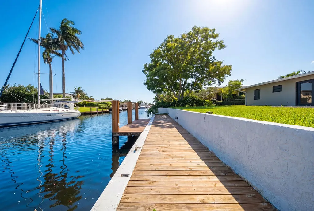2524 Nassau Lane Fort Lauderdale FL 33312