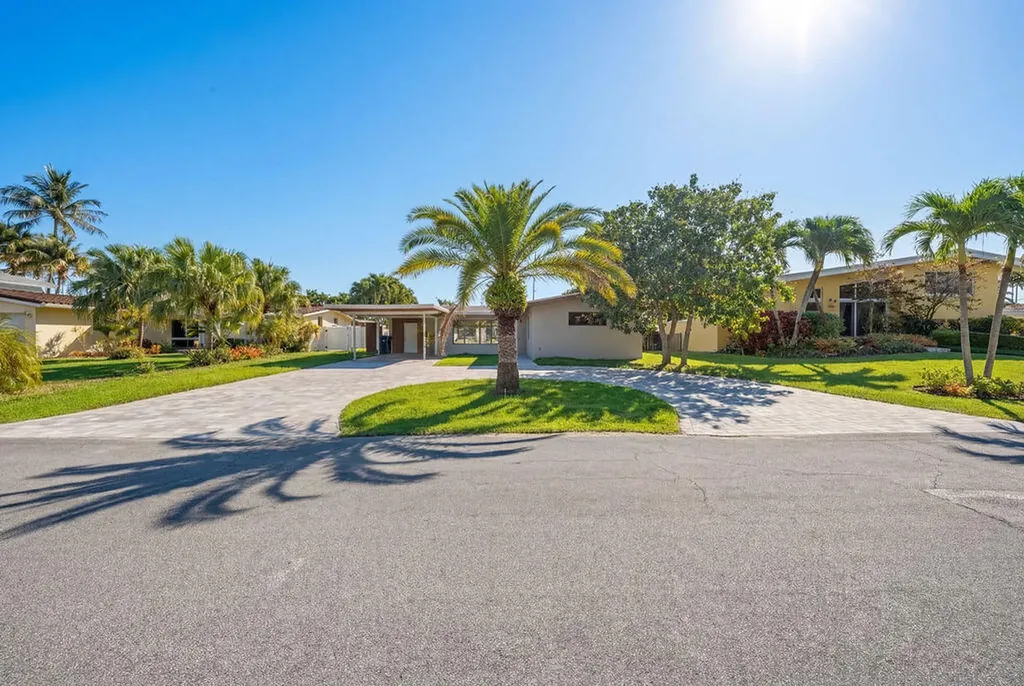2524 Nassau Lane Fort Lauderdale FL 33312