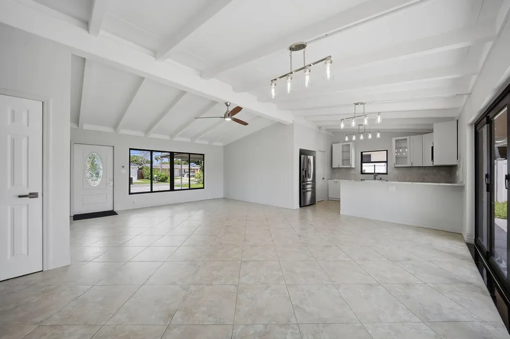 2524 Nassau Lane Fort Lauderdale FL 33312