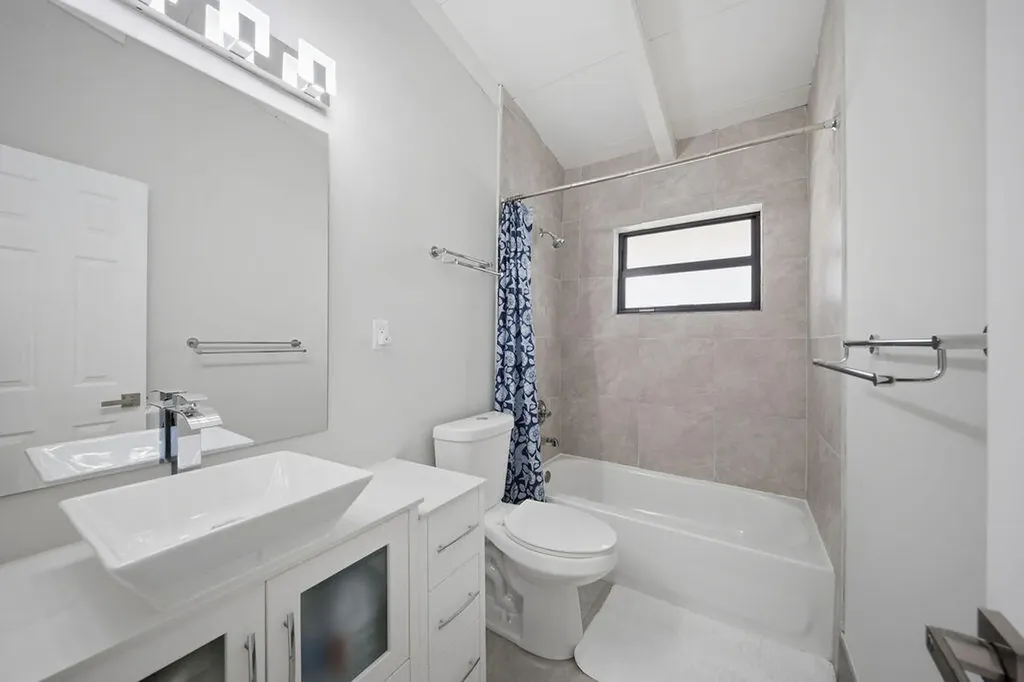 2524 Nassau Lane Fort Lauderdale FL 33312
