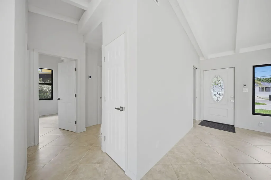 2524 Nassau Lane Fort Lauderdale FL 33312