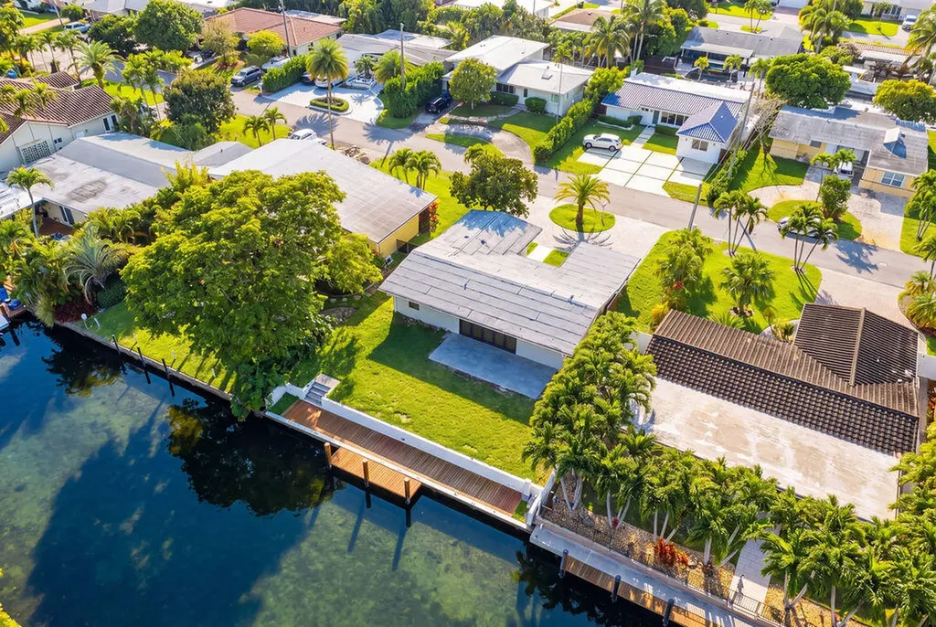 2524 Nassau Lane Fort Lauderdale FL 33312