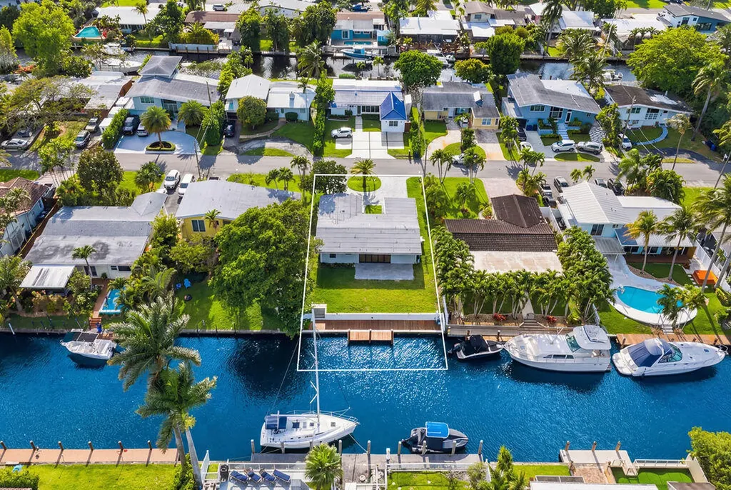 2524 Nassau Lane Fort Lauderdale FL 33312