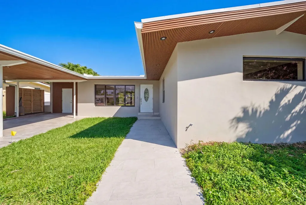2524 Nassau Lane Fort Lauderdale FL 33312