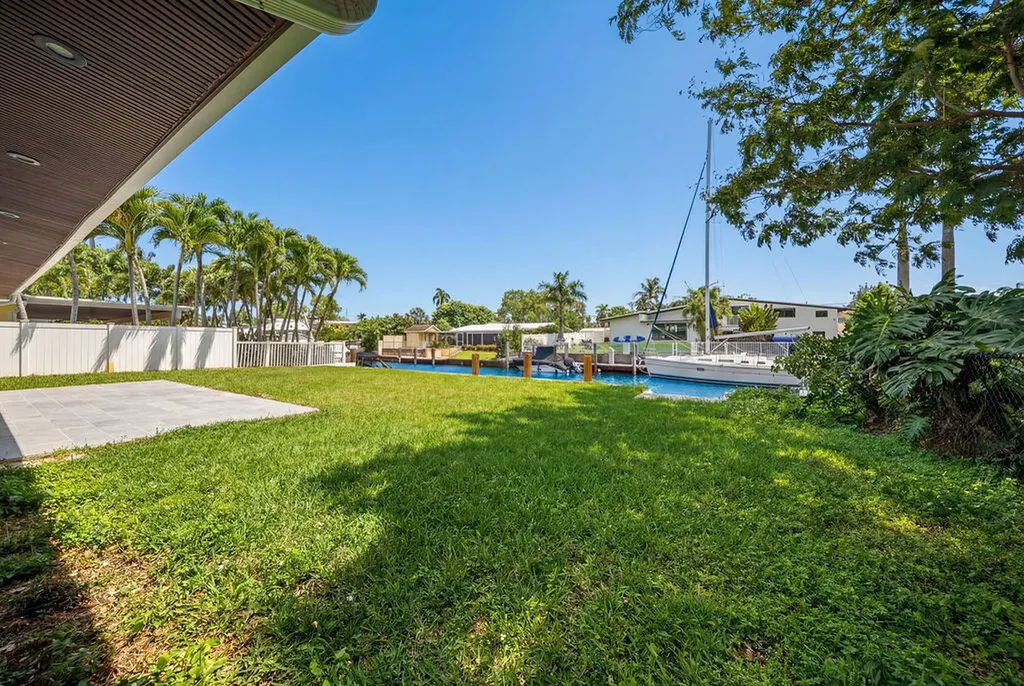2524 Nassau Lane Fort Lauderdale FL 33312