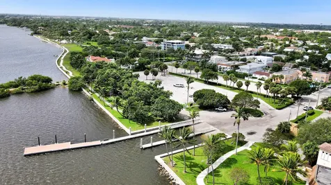 221 S Ocean Breeze Lake Worth Beach FL 33460